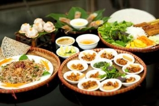 VẺ ĐẸP HUẾ TRONG LÒNG DU KHÁCH